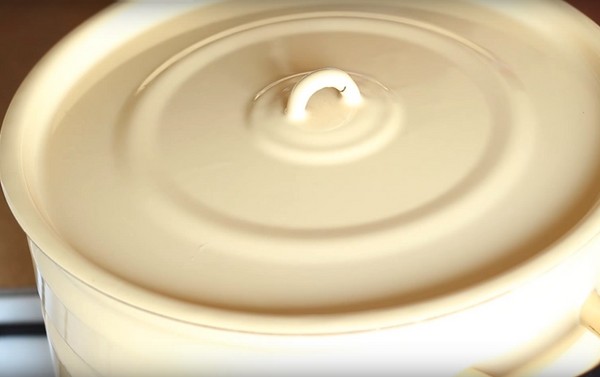 Borsch pentru iarna în cutii, retete pentru preparate cu sfecla si varza, pasta de tomate si fara ea