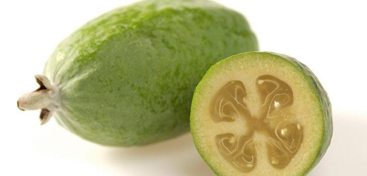 Feijoa cu miere, o rețetă cu o fotografie