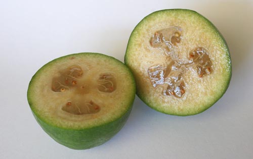 Feijoa cu miere, o rețetă cu o fotografie
