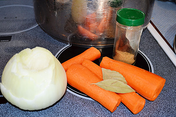 Retete de frig cu fotografii luate pas cu pas - din carne de porc, coada, carne de vita, picioare de pui, cu gelatina