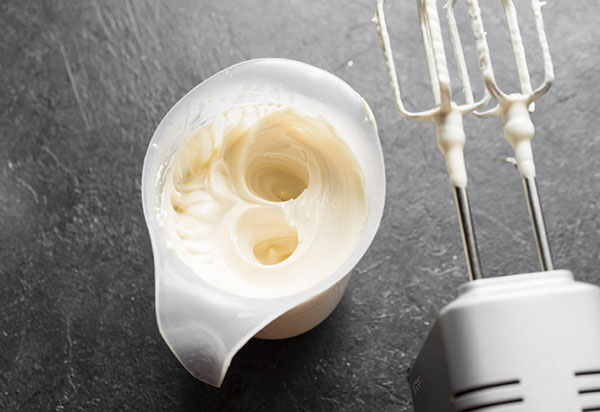 Rețetă elegantă și simplă pentru meringue de nucă