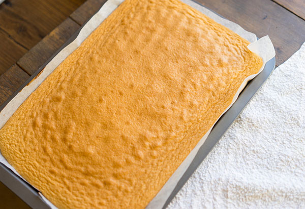 O reteta rafinata: o rola cu crema cremoasa