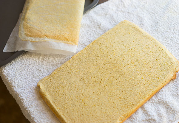 O reteta rafinata: o rola cu crema cremoasa