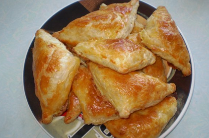 Cum să coaceți plăcintele într-un cuptor cu microunde