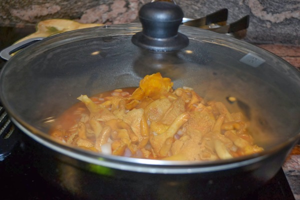 Cum să gătești chanterelles într-o tigaie
