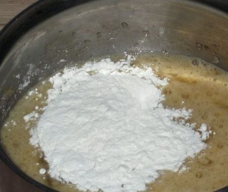 Cum sa faci o crema pentru capkake: cremă, brânză și smântână de lapte condensat, o rețetă cu o fotografie