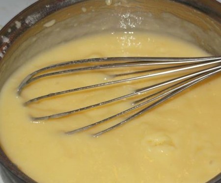 Cum sa faci o crema pentru capkake: cremă, brânză și smântână de lapte condensat, o rețetă cu o fotografie