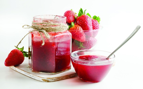 Delicioase gem de căpșuni groase, rețete pentru iarnă
