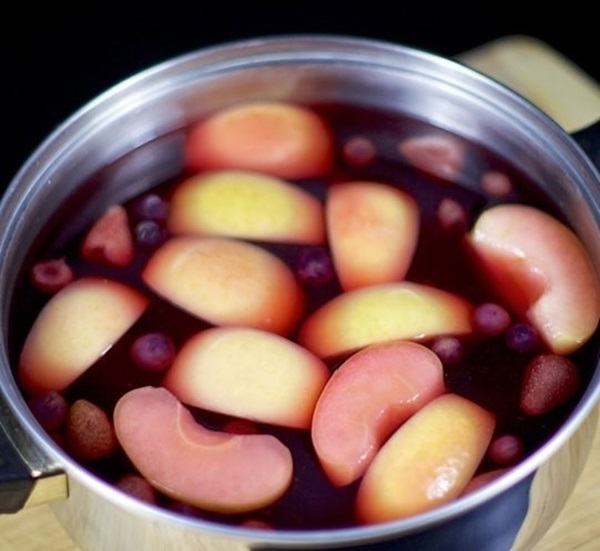 Compote din coacăz de chokeberry