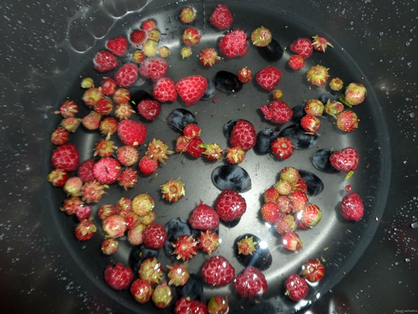 Compot delicios de zmeură pentru iarnă