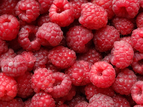Compot delicios de zmeură pentru iarnă