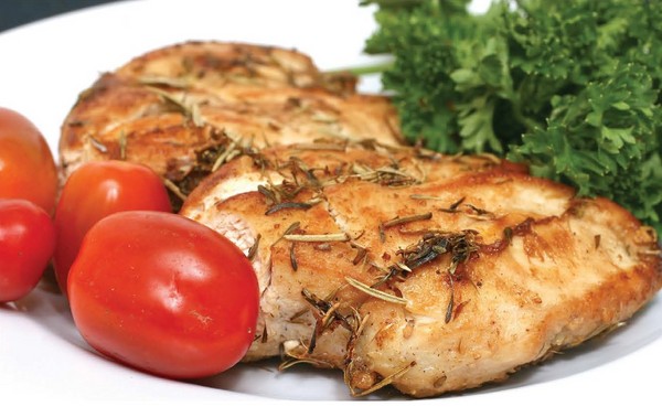 Piept de pui într-un multivariat: Rețete pentru a face alimente delicioase și fast-food