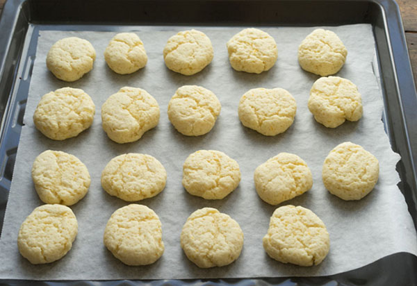 Rețetă ușoară: biscuiți de lamaie de casă