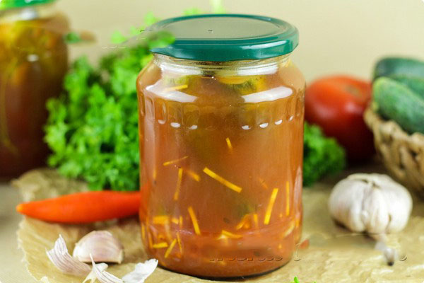 Castraveți cu ketchup pentru iarnă - fără sterilizare, în cutii. Recoltare pentru castravete ascuțite și crocante de iarnă cu chili de ketchup