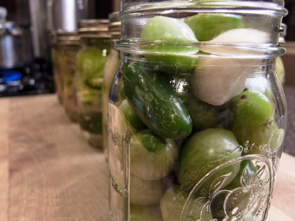 Tomate cu usturoi pentru iarnă, rețete. Recoltarea roșiilor cu usturoi pentru iarnă: o rețetă pentru gătit rapid, fără sterilizare, sărată fără scăldat