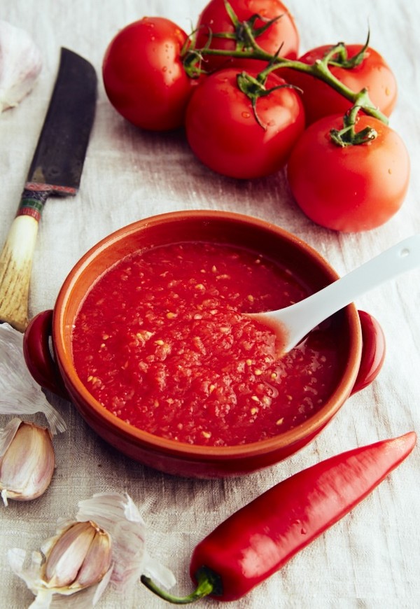 Tomate cu usturoi pentru iarnă, rețete. Recoltarea roșiilor cu usturoi pentru iarnă: o rețetă pentru gătit rapid, fără sterilizare, sărată fără scăldat