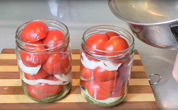 Tomate în gelatină pentru iarnă - rețete cu ceapă, fără sterilizare. Roșii decolorate în gelatină pentru iarnă