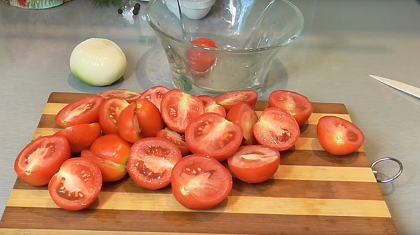 Tomate în gelatină pentru iarnă - rețete cu ceapă, fără sterilizare. Roșii decolorate în gelatină pentru iarnă