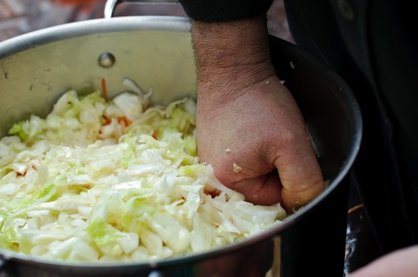 Rețete din varză pentru iarnă: salate gustoase, bilete fără oțet, cu aspirină, fără sterilizare