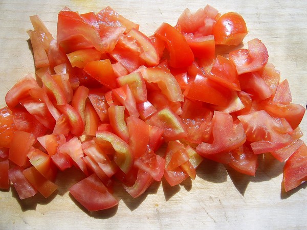Salată cu fasole conservată: rețete delicioase și simple 