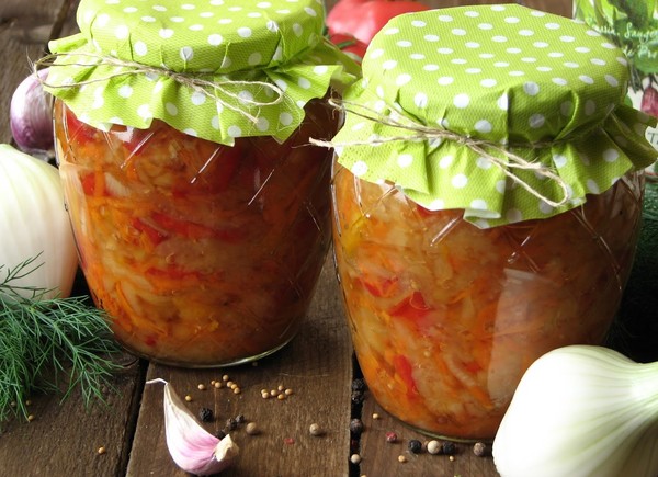Salată cu orez și legume pentru iarnă. Retete de salata pentru iarna cu orez si rosii, dovlecei, morcovi