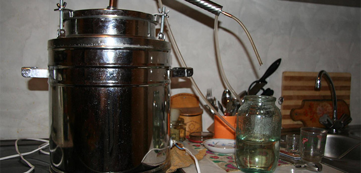 Reteta clasica pentru moonshine de la suc de mesteacan