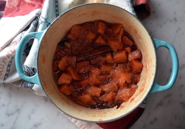 Jam din gutui: cele mai delicioase retete cu fotografii