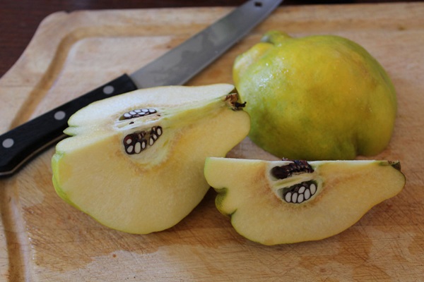 Jam din gutui: cele mai delicioase retete cu fotografii