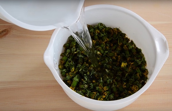 Jam și miere de păpădie cu acid citric și fără acid