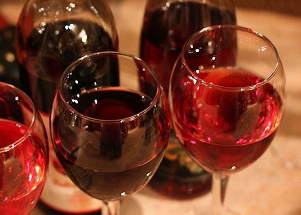 Vin din zmeura acasa - retete simple