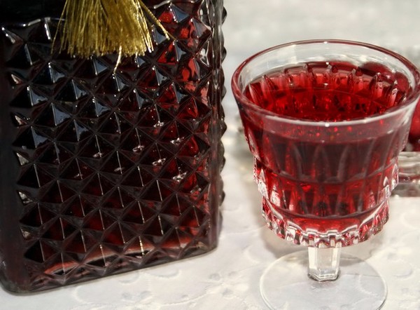 Vin din zmeura acasa - retete simple