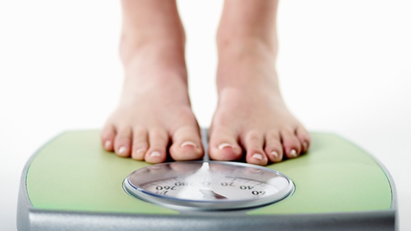 Cum sa slabi o saptamana la 5, 7, 10 kg acasa, fara dieta si daune sanatatii