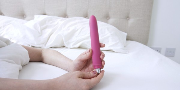 Cum se utilizează vibratorul: o descriere a procesului de utilizare și utilizarea aparatului