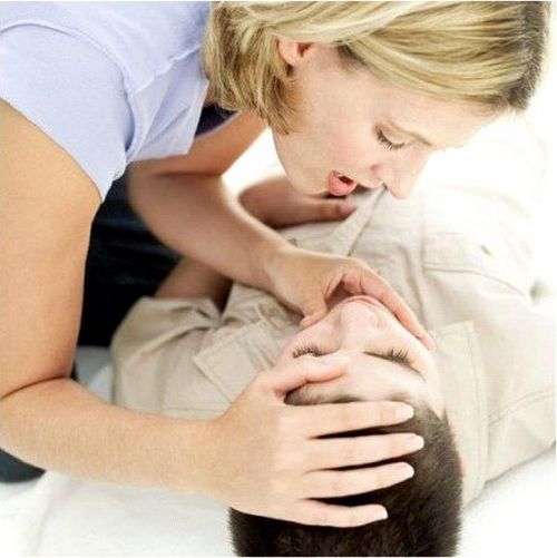 Cum să oferiți în mod adecvat primul ajutor pentru vânătăi?